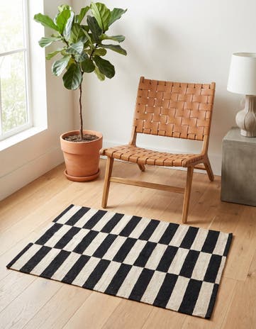 2' 6 x 3' 11 Hand Woven Kilim Modern Wool Rug