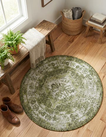 3' x 3' Easy-Clean Traditional Indoor / Outdoor Round Rug