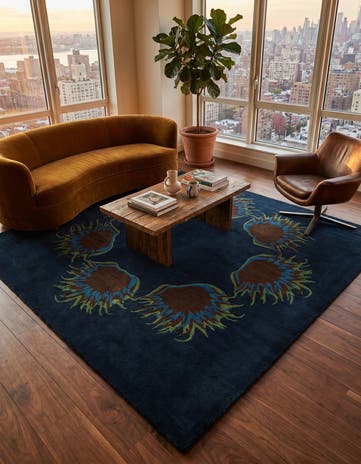 7' 6 x 7' 7 Luna Square Rug