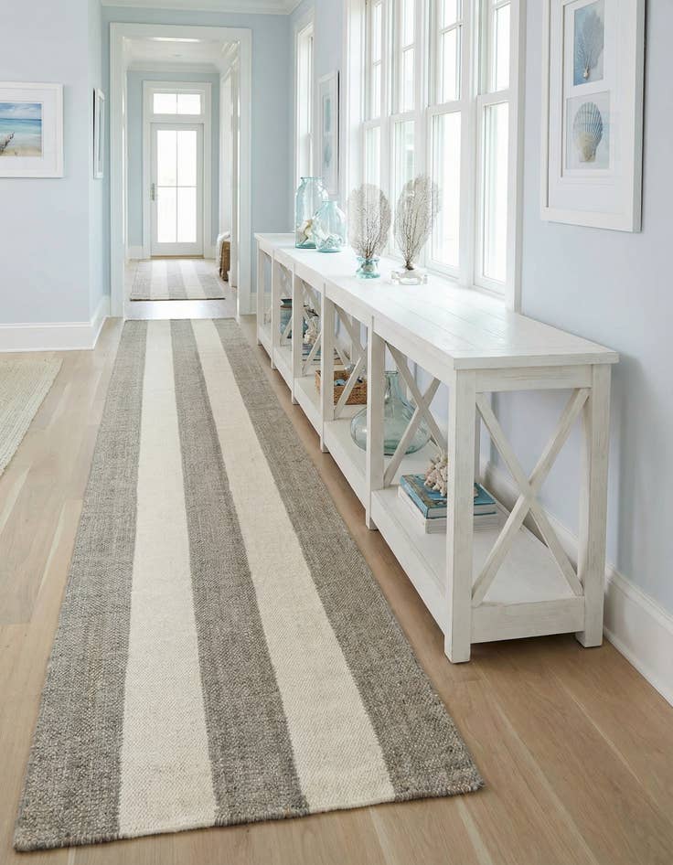 Detail image of 2' 7 x 12' Hand Woven Jill Zarin Hamptons Runner Rug