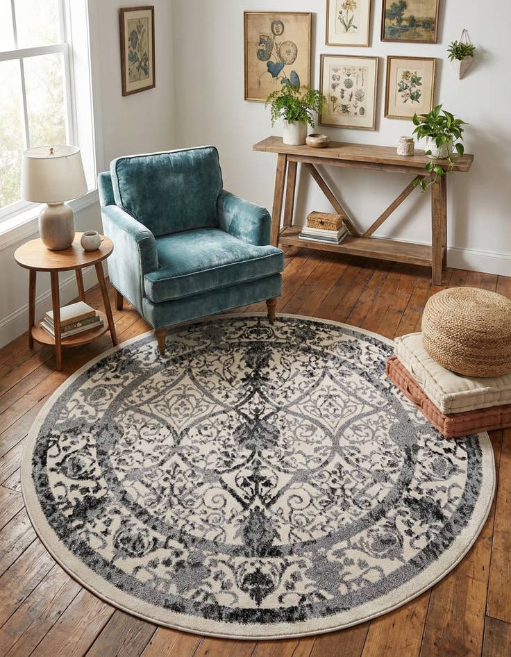 Detail image of 6' x 6' Vista Round Rug