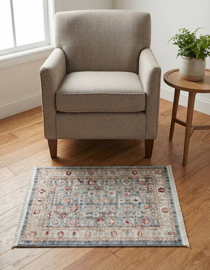 Detail image of 2' 2 x 3' Noble Rug