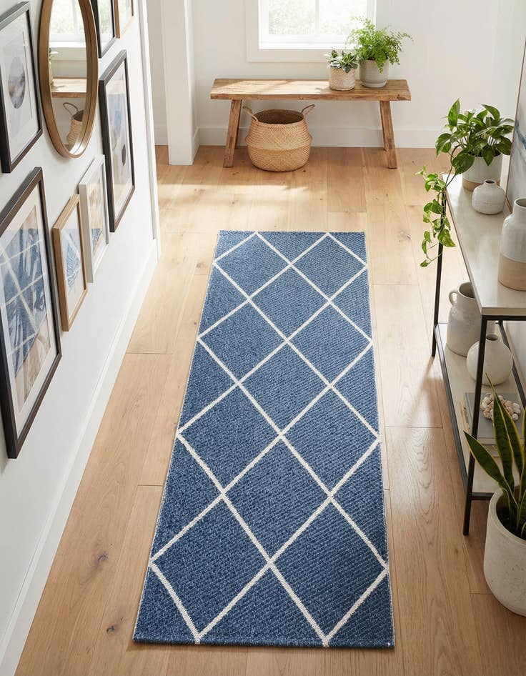 Detail image of 2' x 6' Georgia Runner Rug