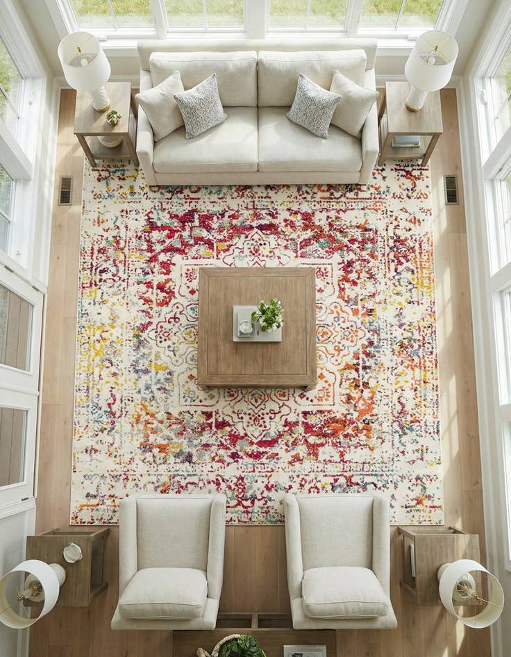 Detail image of 7' 10 x 7' 10 Arlington Square Rug