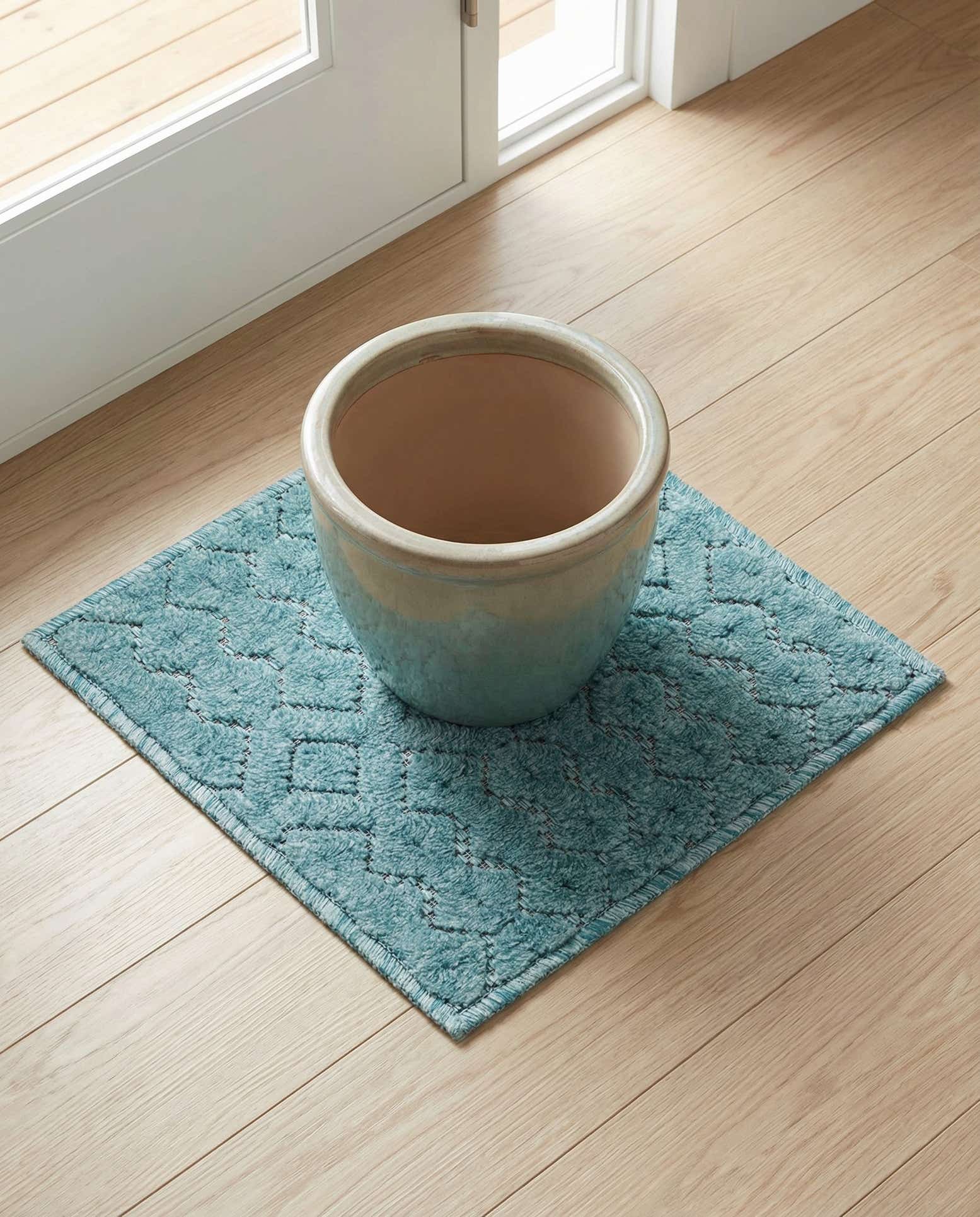1' 4 x 1' 4 Easy-Clean Trellis Textured Indoor / Outdoor Sample Rug