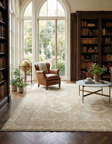 8' 5 x 10' 5 Hand Knotted Oushak Wool Rug