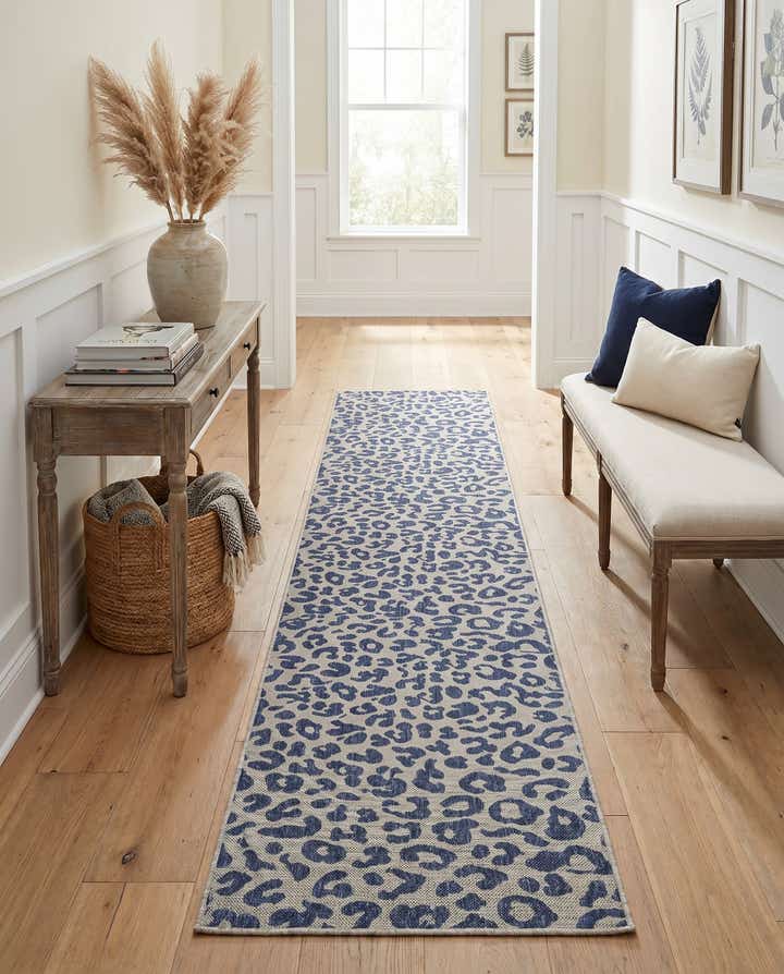 2' 7 x 13' Easy-Clean Safari Indoor / Outdoor Runner Rug