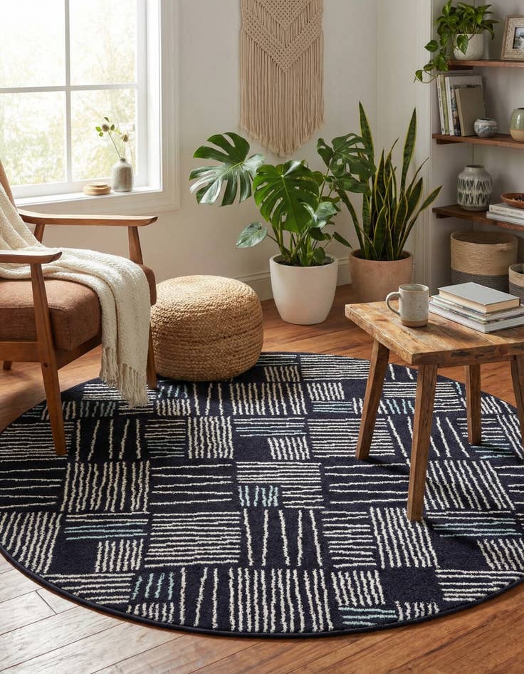 Detail image of 5' 3 x 5' 3 Hanahan Round Rug