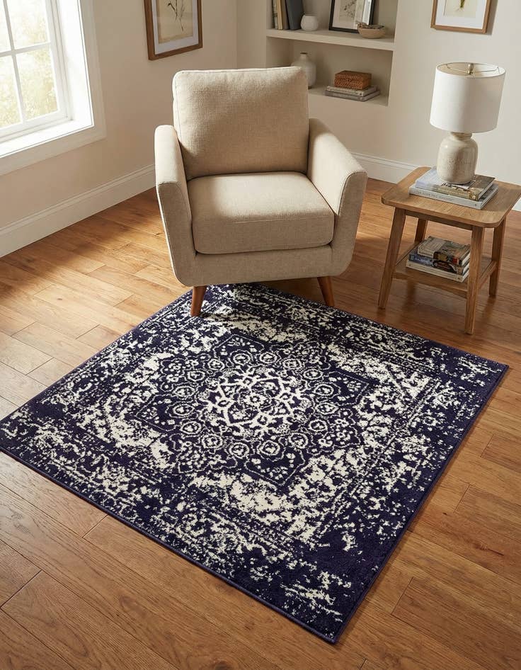 Detail image of 4' x 4' Arlington Square Rug