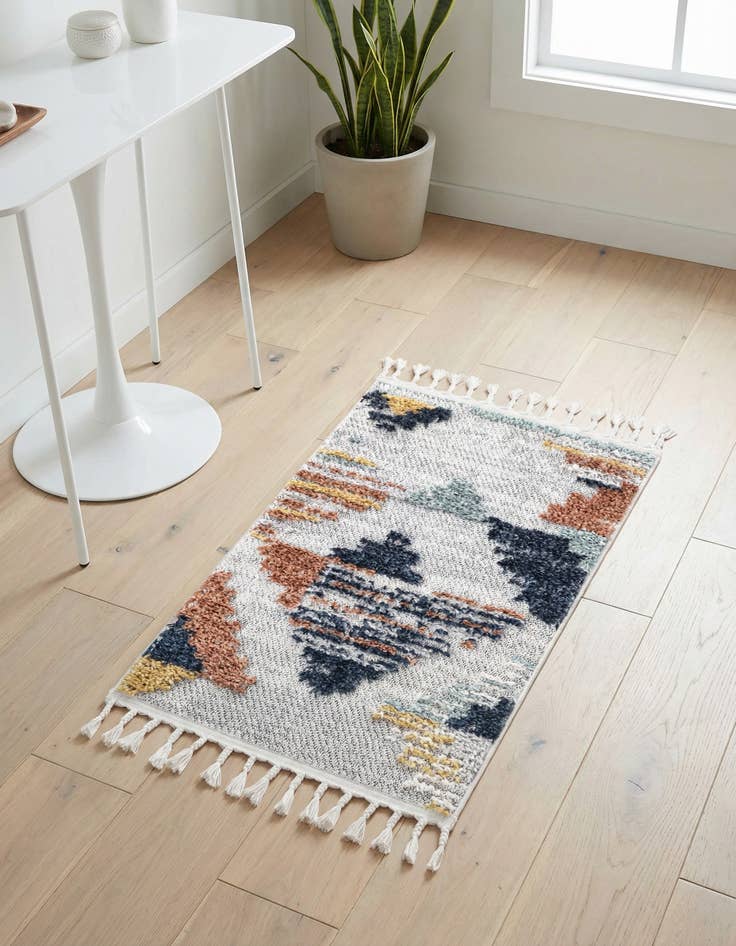 Detail image of 2' x 3' 2 Cherokee Rug