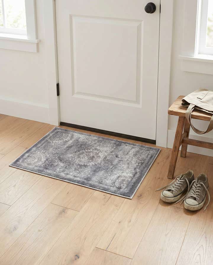 2' 2 x 3' Estate Rug