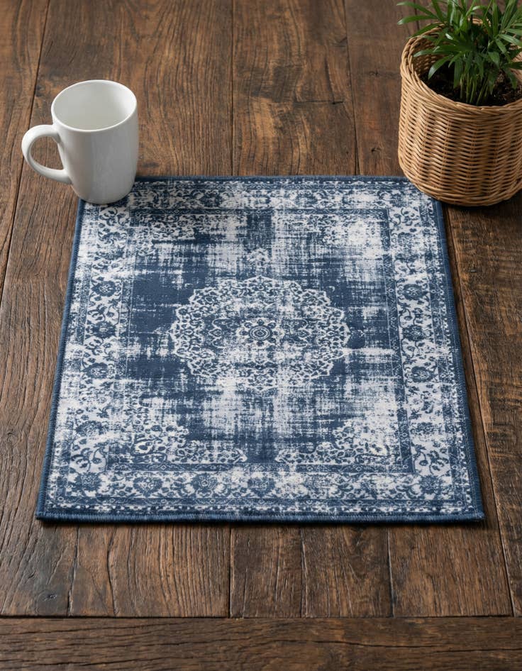 Detail image of 1' 4 x 1' 4 Estate Sample Rug