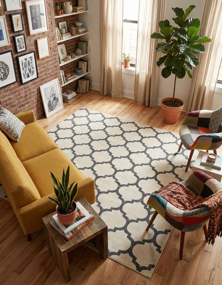 Detail image of 6' x 9' Trellis Rug