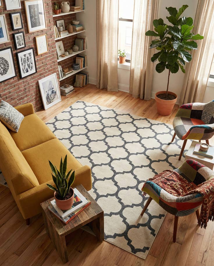 Detail image of 6' x 9' Lattice Rug