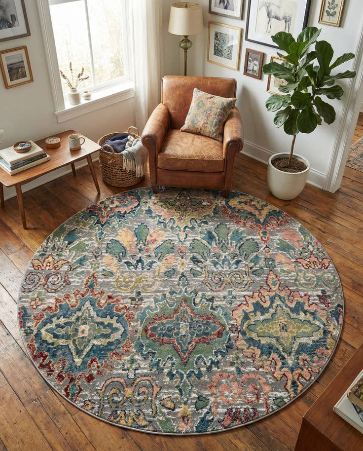 Detail image of 7' x 7' Charleston Round Rug