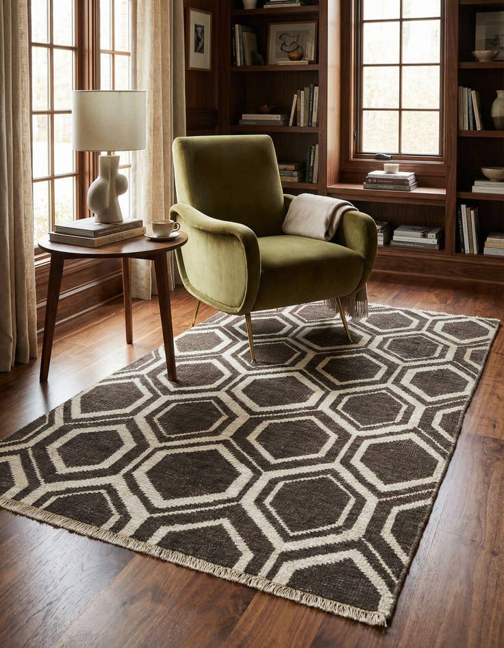 Detail image of 3' 6 x 6' Hand Knotted Darya Rug