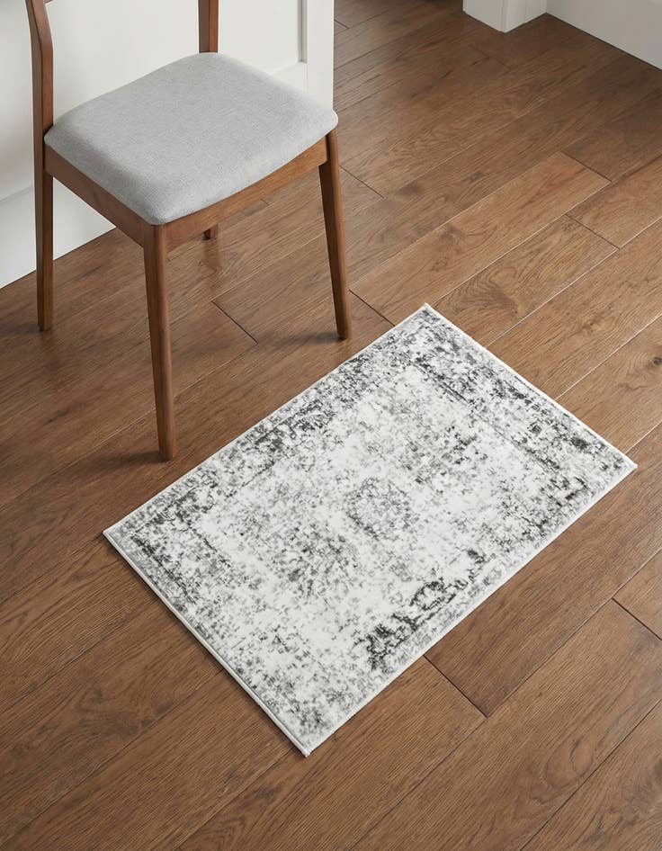 Detail image of 2' x 3' Monaco Rug