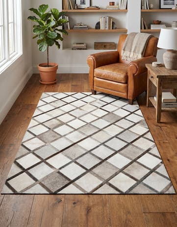4' 1 x 6' 1 Cowhide Stocks Rug