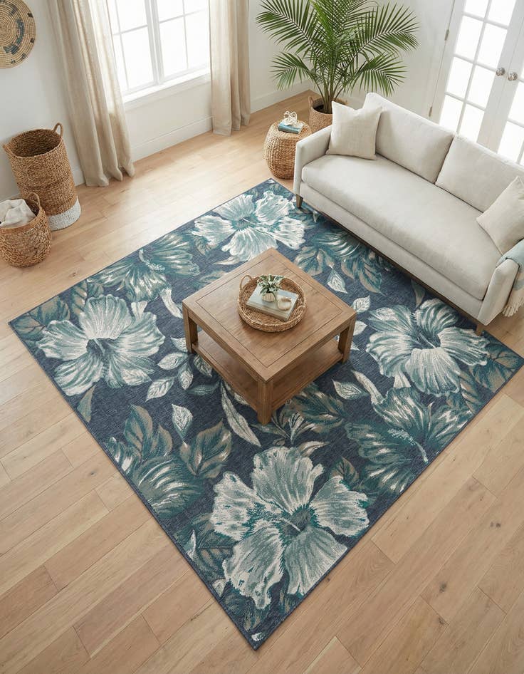 Detail image of 7' 10 x 7' 10 Washable Coastal Indoor / Outdoor Square Rug