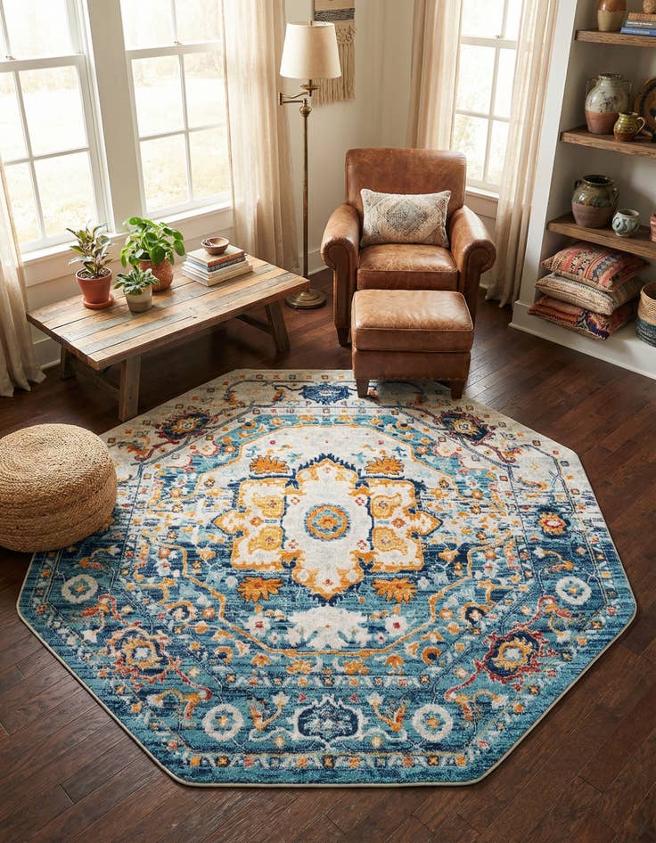 Detail image of 7' 10 x 7' 10 Madeline Vintage Octagon Rug