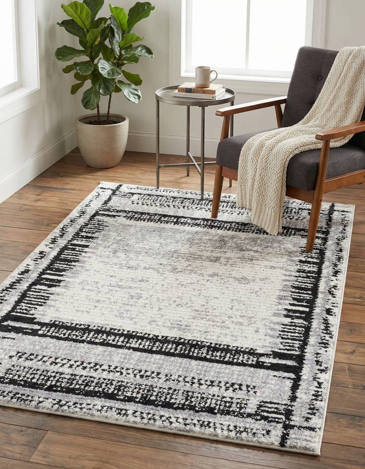 Detail image of 4' x 6' Tagine Rug