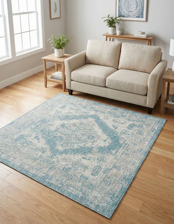 Detail image of 5' 3 x 5' 3  Washable Traditional Indoor / Outdoor Square Rug