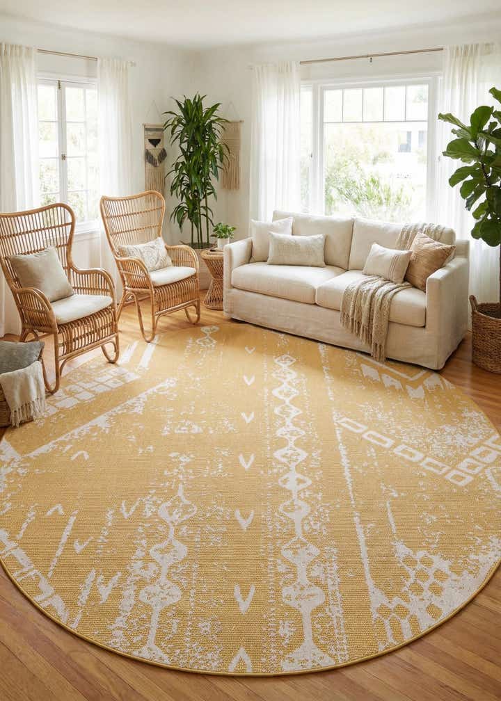 10' 8 x 10' 8 Easy-Clean Bohemian Indoor / Outdoor Round Rug