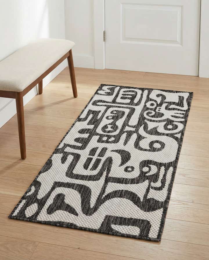 2' x 4' Easy-Clean Modern Indoor / Outdoor Runner Rug