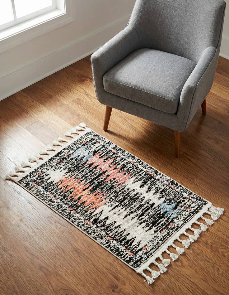 Detail image of 2' x 3' Aramis Rug