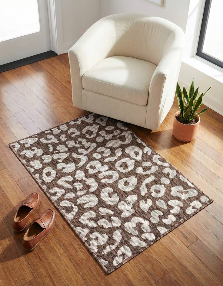 Detail image of 2' x 3' Washable Safari Indoor / Outdoor Rug