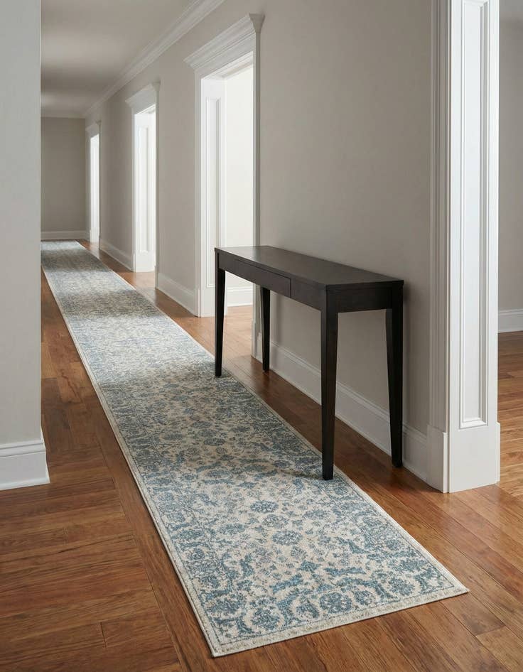 Detail image of Jill Zarin 2' 7 x 14' Uptown Central Park Runner Rug