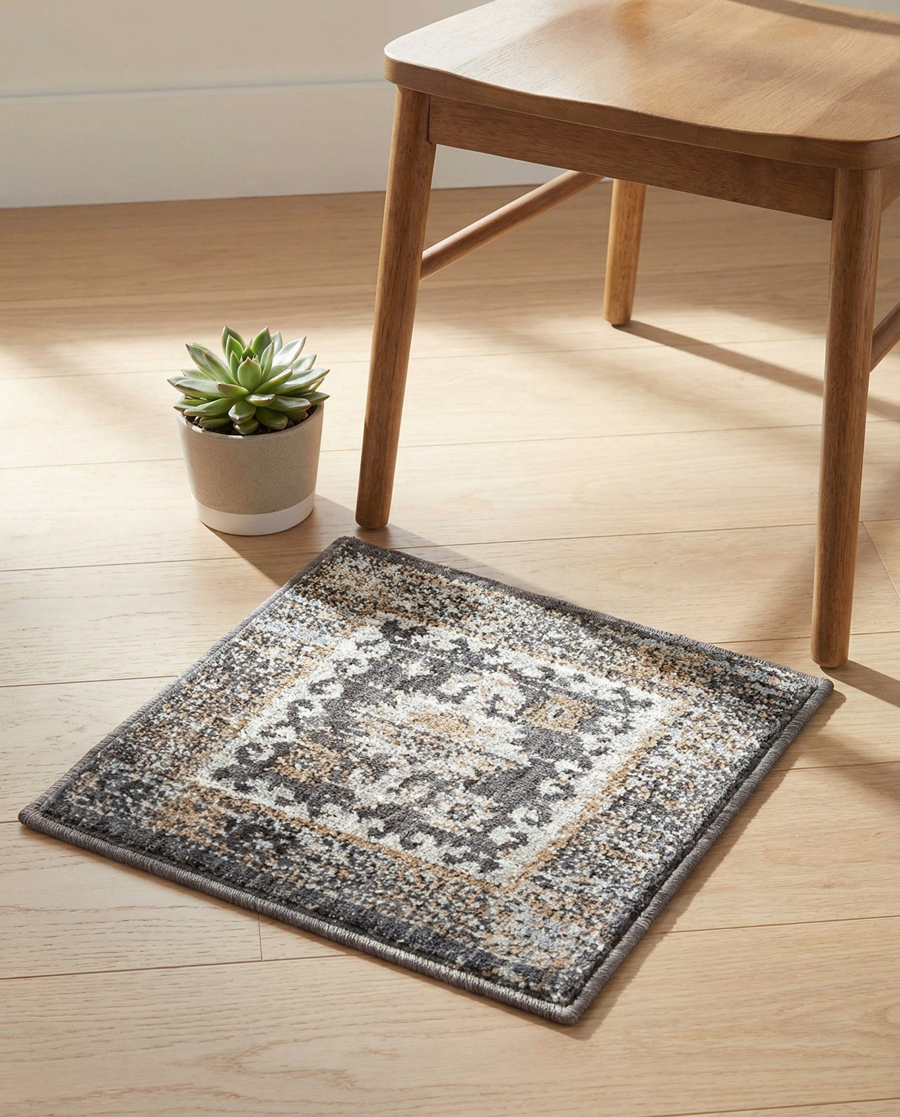 1' 4 x 1' 4 Eco Southwestern Sample Rug