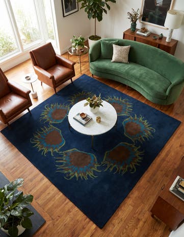 7' 5 x 7' 6 Luna Square Rug