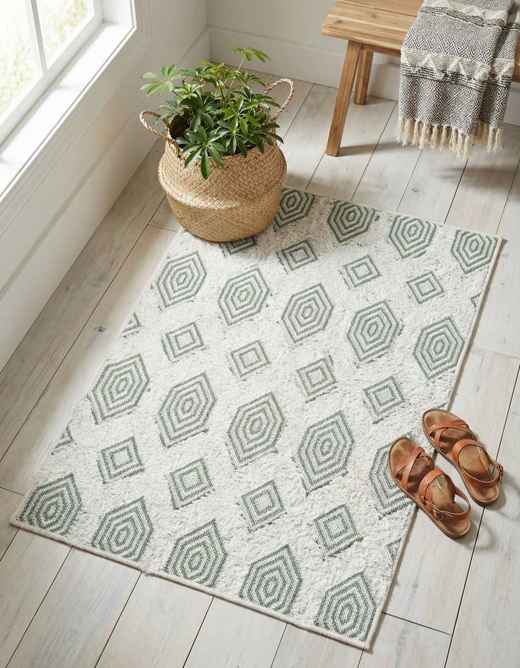 Detail image of 2' 3 x 3' Sabrina Soto Casa Havana Rug