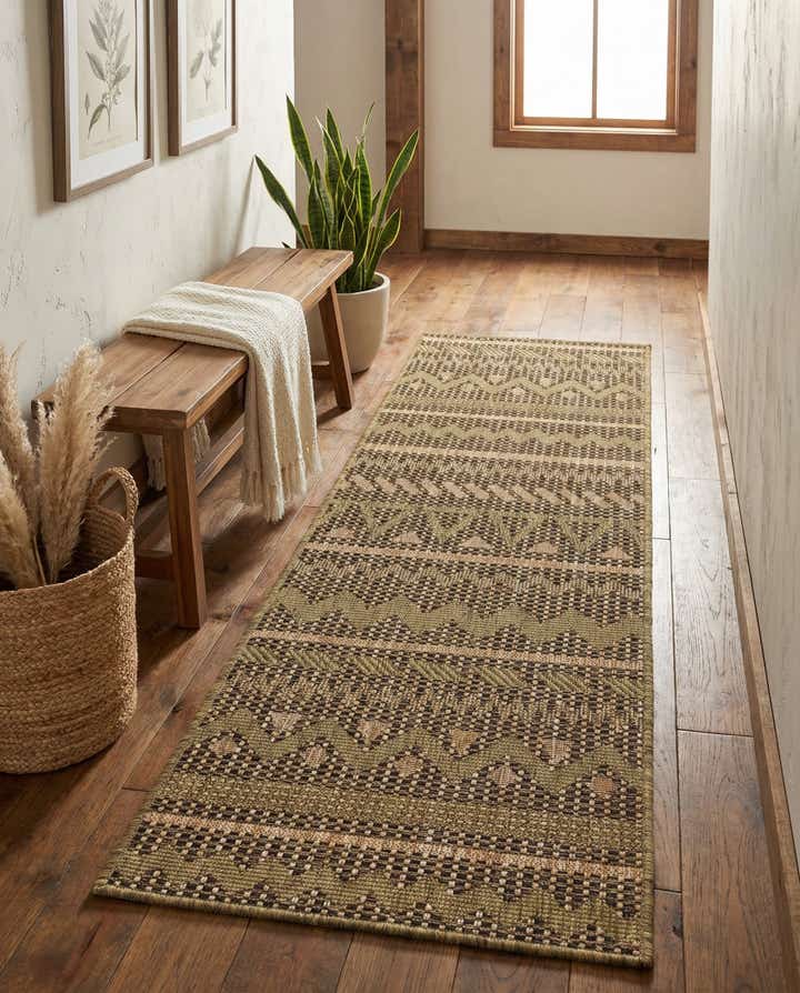 2' x 6' Easy-Clean Modern Indoor / Outdoor Runner Rug
