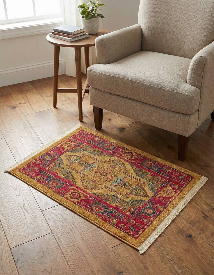 Detail image of 2' x 3' Serapi Rug