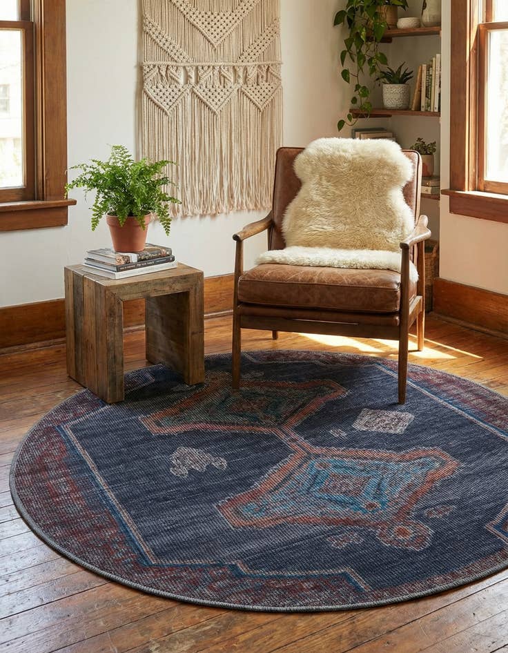 Detail image of 4' x 4' Washable Sisu Round Rug