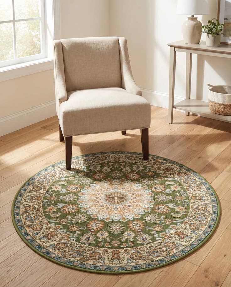 Detail image of 3' 3 x 3' 3 Easy-Clean Traditional Indoor / Outdoor Round Rug