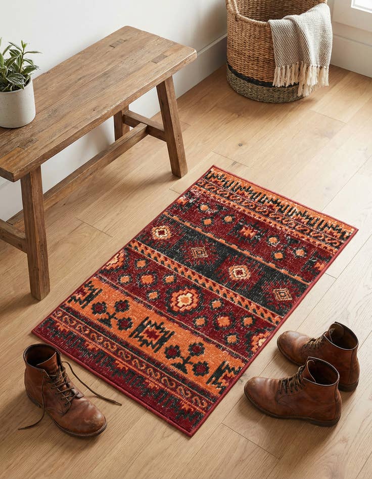 Detail image of 2' x 3' 1 Lucerne Rug