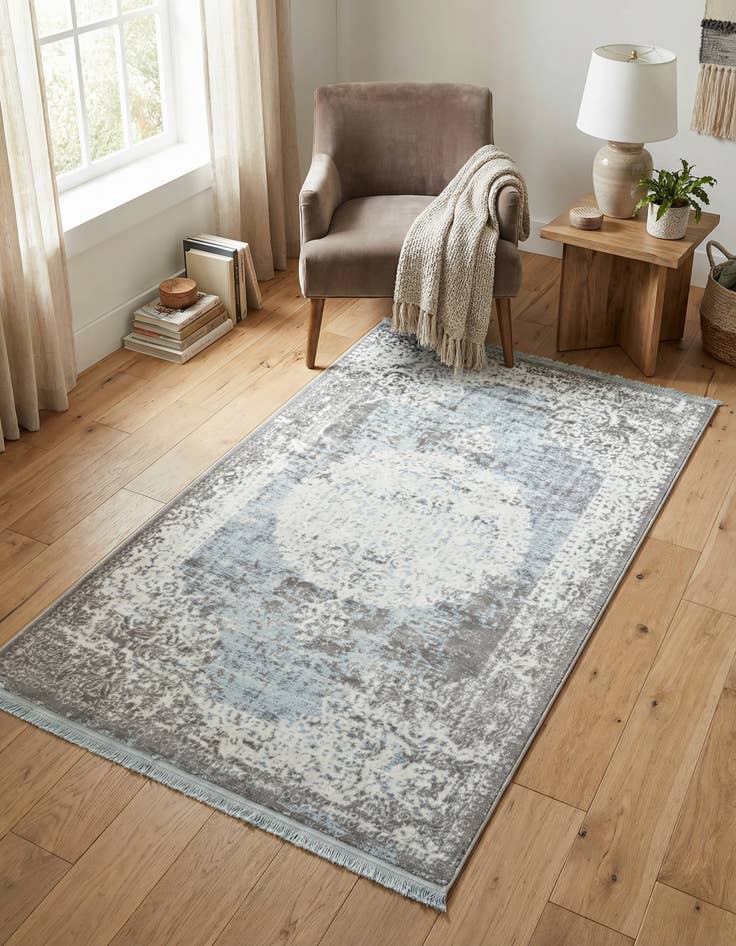 Detail image of 3' 3 x 5' 3 Modern Classical Rug