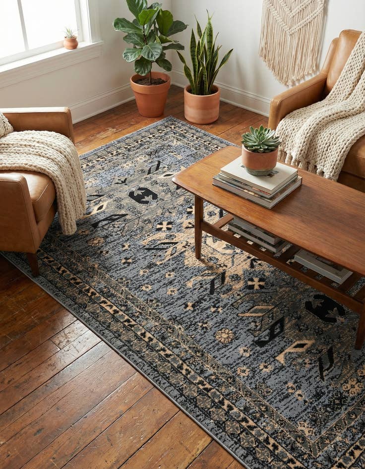 Detail image of 5' 3 x 8' Heris Rug