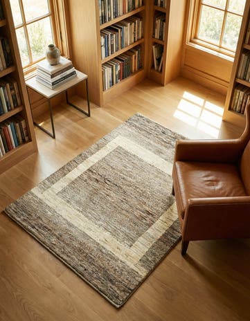 3' 4 x 4' 9 Kashkuli Wool Rug