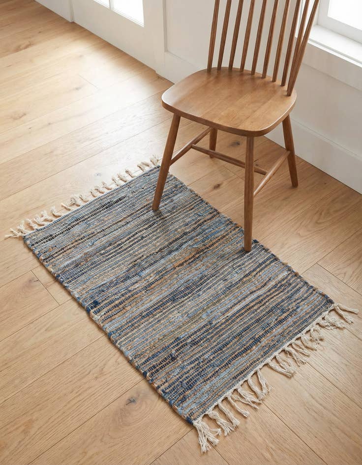 Detail image of 2' x 3' 1  Hand Woven Chindi Jute Rug