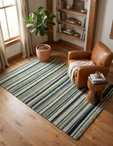 4' 9 x 6' 5 Hand Knotted Nepal Wool Rug