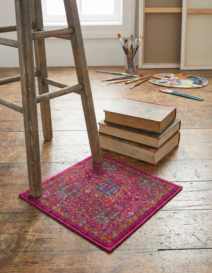 Detail image of 1' 4 x 1' 4 Calypso Sample Rug