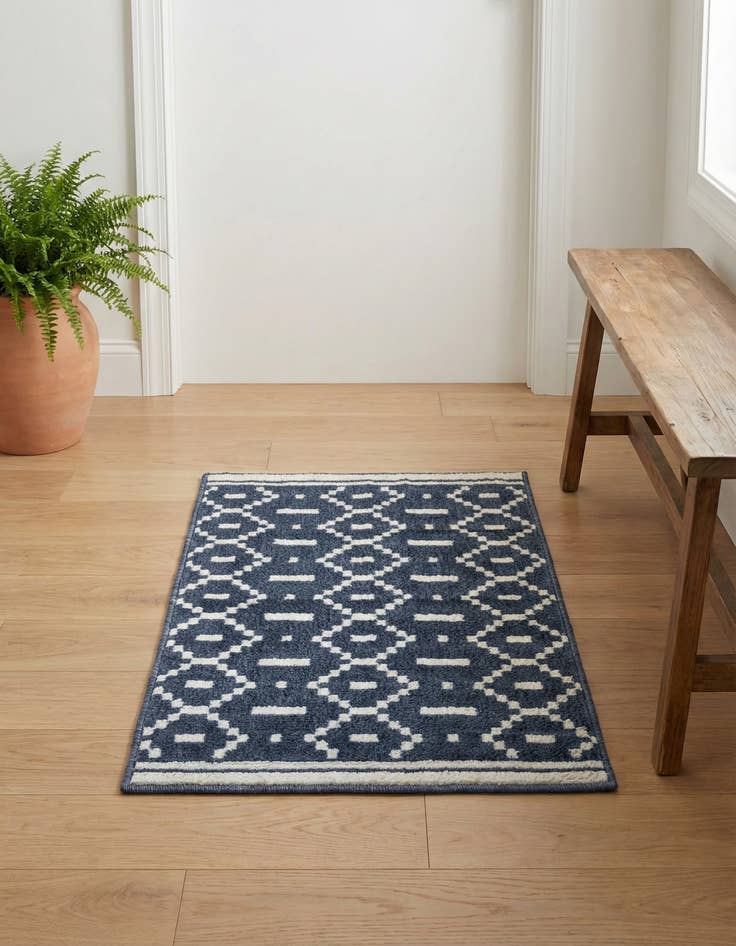 Detail image of 2' x 3' Oslo Rug