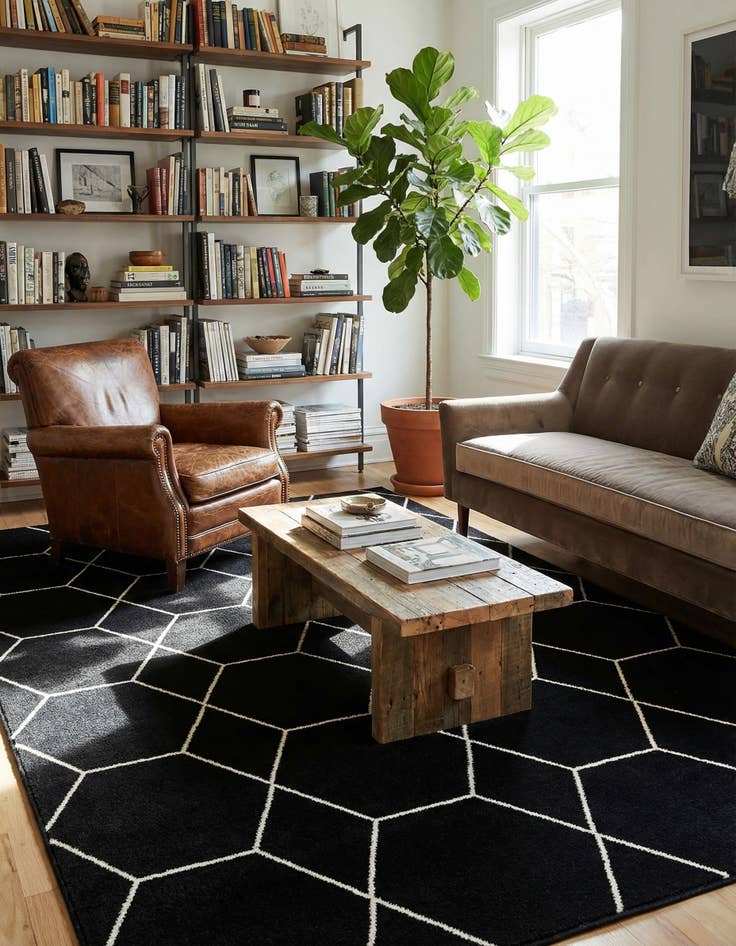 Detail image of  7' x 10' Lattice Frieze Rug