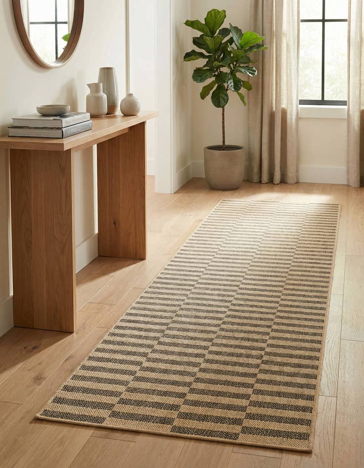 Detail image of 2' 9 x 12' Dunes Runner Rug