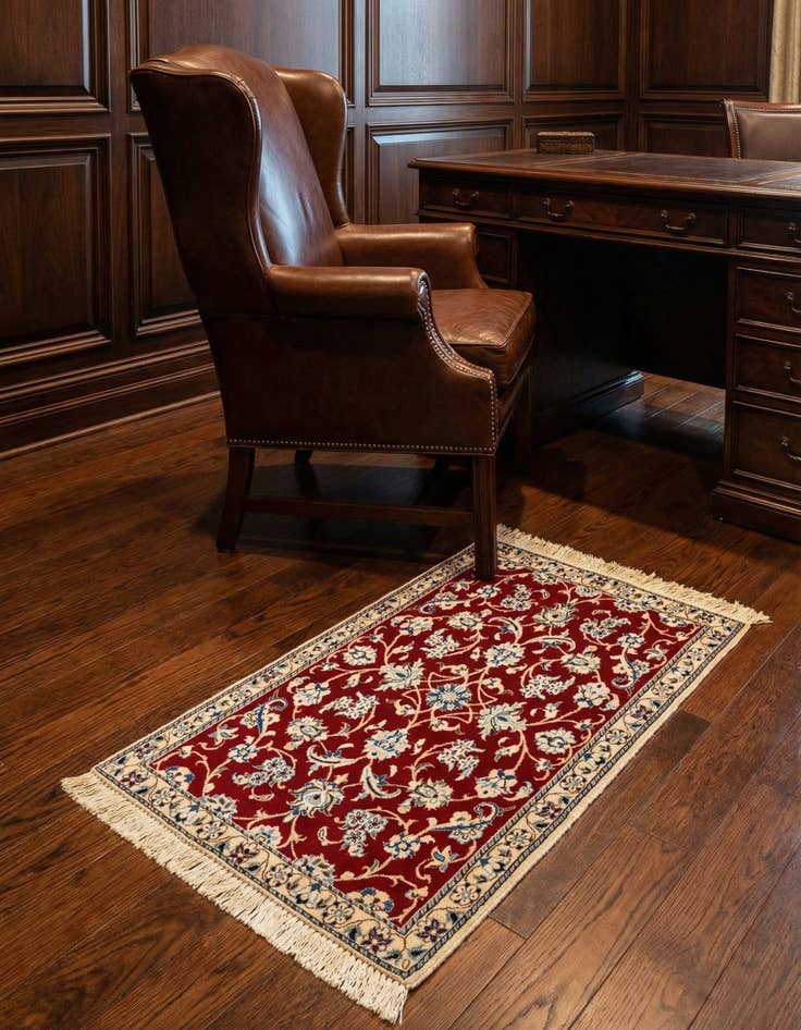 Detail image of 2' x 2' 11 Hand Knotted Nain Rug