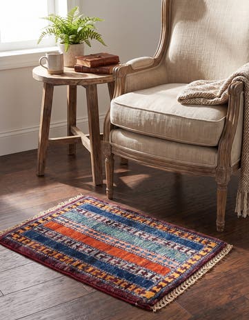 1' 4 x 2' Hand Knotted Ziegler Rug
